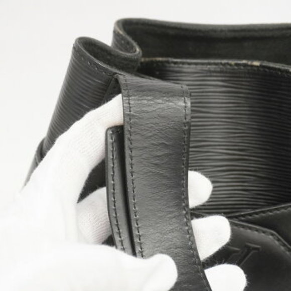 Louis Vuitton Epi Sac De Paul PM Shoulder Bag - Picture 7 of 11